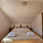 Lovely Attic Apartman-melani Apartman Zadar